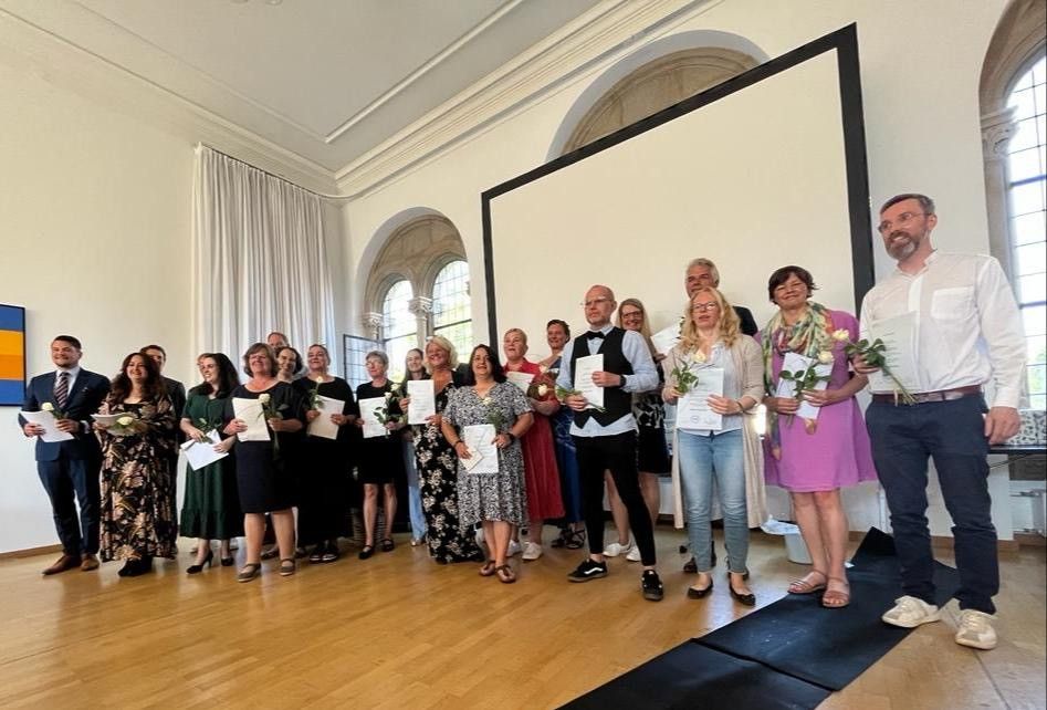 Die Absolvent:innen von Kurs 11 des Masterstudiengangs